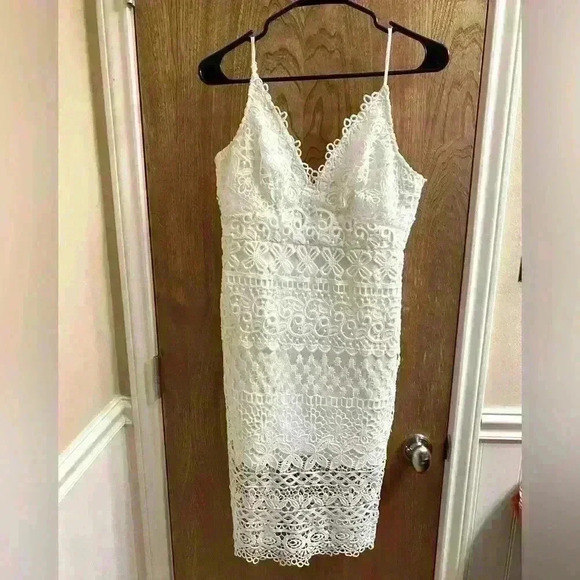 Lulus white crochet mini dress spaghetti straps size medium - Picture 1 of 9